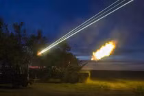 Nga phóng số UAV kỷ lục, phòng không Ukraine tê liệt