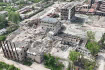 Lính đánh thuê sống dở chết dở vì bom pháo của Nga ở Chasov Yar