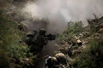 Ukraine sử dụng chiến thuật mới vẫn không thể đẩy lùi quân Nga ở Toretsk 