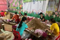 “Thủ phủ hương trầm” xứ Nghệ tất bật chuẩn bị đơn hàng giáp Tết