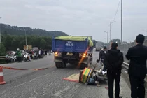 Huế: Xe tải va chạm với xe máy khiến người phụ nữ tử vong