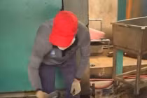 Triệt phá đường dây sản xuất hàng trăm tấn cà phê bột giả ở Đắk Lắk