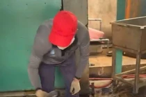 Triệt phá đường dây sản xuất hàng trăm tấn cà phê bột giả ở Đắk Lắk