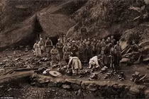 Xem ảnh thời nhà Thanh, kinh ngạc nhan sắc hoàng hậu Uyển Dung ngoài đời thực