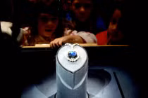 Viên kim cương "mang lời nguyền xui xẻo" từng ứng nghiệm vào ít nhất 10 người