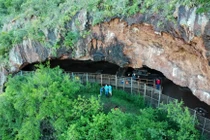 Chấn động bí mật của loài người cổ trong hang động 200.000 tuổi 