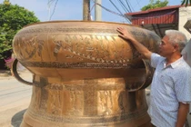 Ngắm trống đồng Ngọc Lũ nặng gần 4 tấn, lớn nhất Việt Nam