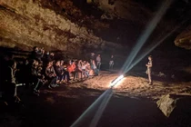 Khám phá hang động dài gần 700km