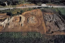 Kỳ bí khuôn mặt kỳ quái trong mộ cổ 5.000 tuổi