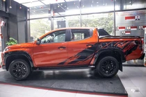 Xả hàng tồn chuẩn bị bán phiên bản mới, Mitsubishi Triton giảm giá