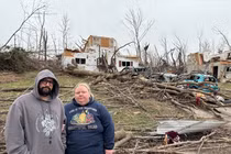 Mỹ: Lốc xoáy kinh hoàng càn quét, hàng chục người thiệt mạng