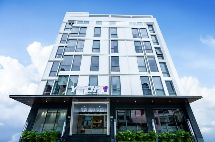 Co phieu tang tran 5 phien, nha san xuat show 'Anh trai' noi gi?