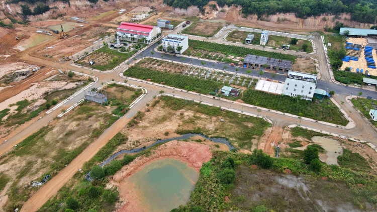 Du an Green Valley City - (Bai 3): Giao dat cong cho Cong ty Sai Gon Center lam nha o thuong mai khong qua dau gia-Hinh-2