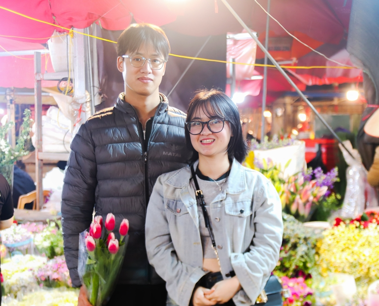 Cho hoa dem Ha Noi tap nap dip 8/3-Hinh-3