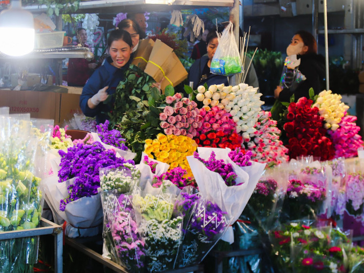 Cho hoa dem Ha Noi tap nap dip 8/3-Hinh-4