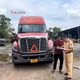 Lý do bất ngờ tài xế xe đầu kéo chạy ngược chiều trên QL1