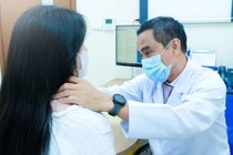 Bóc tách thành công 46 hạch cổ cho bệnh nhân ung thư tuyến giáp tái phát