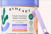 Sữa công thức ByHeart bị thu hồi sau vụ trẻ sơ sinh nhập viện vì ngộ độc