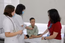 Kịp thời cứu bệnh nhi bị dị dạng mạch máu phổi hiếm gặp