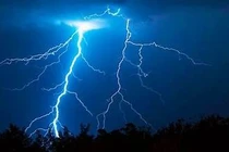 Người đàn ông bị sét đánh tử vong khi đang làm ruộng