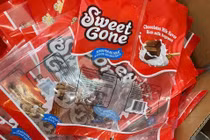 6 tấn kẹo hoa quả giả nhãn hiệu của Nhật Bản, Hàn Quốc 