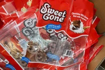 6 tấn kẹo hoa quả giả nhãn hiệu của Nhật Bản, Hàn Quốc 