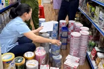 Phát hiện gần 200 sản phẩm sữa bột dành cho trẻ em nhập lậu
