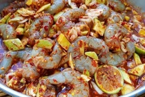 Nhiễm bệnh sán lá gan lớn do ăn đồ tái sống