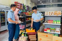 Quảng Ninh phát hiện 364 chiếc bánh trung thu nhập lậu 