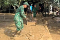 Nghệ An khẩn trương vệ sinh môi trường, phòng chống dịch bệnh sau mưa lũ