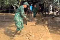 Nghệ An khẩn trương vệ sinh môi trường, phòng chống dịch bệnh sau mưa lũ