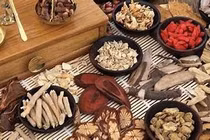 Hà Nội siết chặt quản lý thuốc cổ truyền, dược liệu