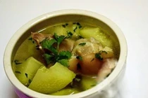 Sau sinh nên ăn gì để duy trì sữa mẹ dồi dào?