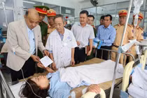 Vụ tai nạn xe chở gia đình đi đám cưới, sức khỏe các nạn nhân thế nào?