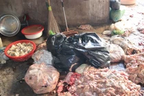 Nghệ An tiêu huỷ 1,5 tấn thực phẩm bẩn