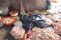 Nghệ An tiêu huỷ 1,5 tấn thực phẩm bẩn