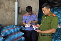 Công ty ở Đắk Lắk sản xuất, tiêu thụ từ 4 - 5 tấn muối I-ốt giả mỗi ngày