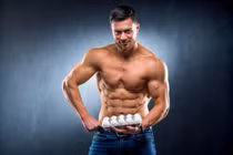 Thịt gà hay trứng cung cấp nhiều protein hơn?