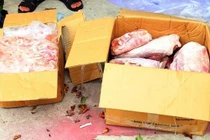 Thực phẩm bẩn tràn lan... nguy hại nếu lên bàn ăn