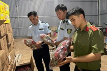 Thu giữ trên 5.000 sản phẩm mỹ phẩm, thực phẩm nhập lậu