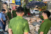 Phát hiện 800 kg thịt lợn bẩn chuẩn bị tuồn ra thị trường