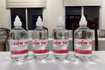 Vụ sản xuất cồn y tế giả, cồn chứa methanol nguy hại sao?