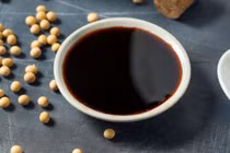 Cách chọn nước tương chất lượng, an toàn cho sức khoẻ