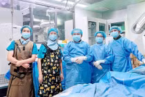 Các bác sĩ kích hoạt "báo động đỏ" cứu bệnh nhân vỡ phình động mạch chủ ngực