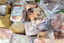 Phát hiện 270 kg thực phẩm không rõ nguồn gốc ở Quảng Bình