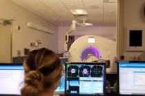 Tăng nguy cơ ung thư từ việc lạm dụng chụp cắt lớp vi tính