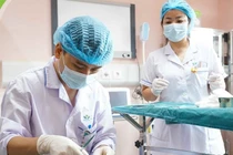 Bé trai bị bỏng cồn cháy do tò mò, cần xử trí đúng để tránh biến chứng