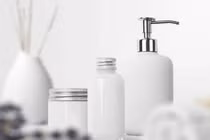 Công ty Vạn Minh bị thu hồi 8 số tiếp nhận Phiếu công bố sản phẩm mỹ phẩm