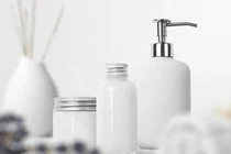 Công ty Vạn Minh bị thu hồi 8 số tiếp nhận Phiếu công bố sản phẩm mỹ phẩm