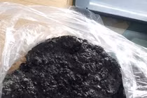 Gạo khi rang có dấu hiệu cháy đen bất thường